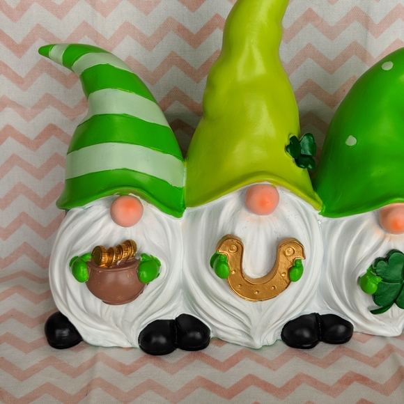 New - Luck of the Irish 3 Gnome decorative accent -10" x 10" - Picture 3 of 4